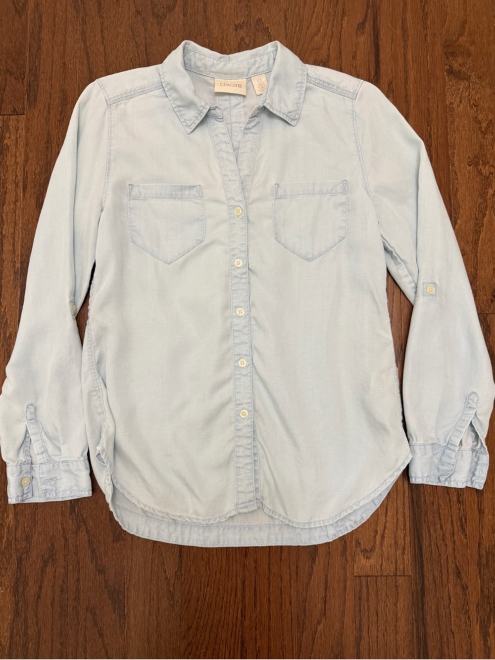 Chico's Light Blue Button-Down Chambray Lightweight Shirt